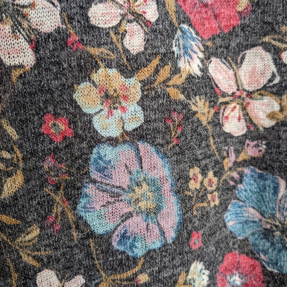 Disney by Lauren Conrad Multicolor Floral Top Size Small - Picture 5 of 14